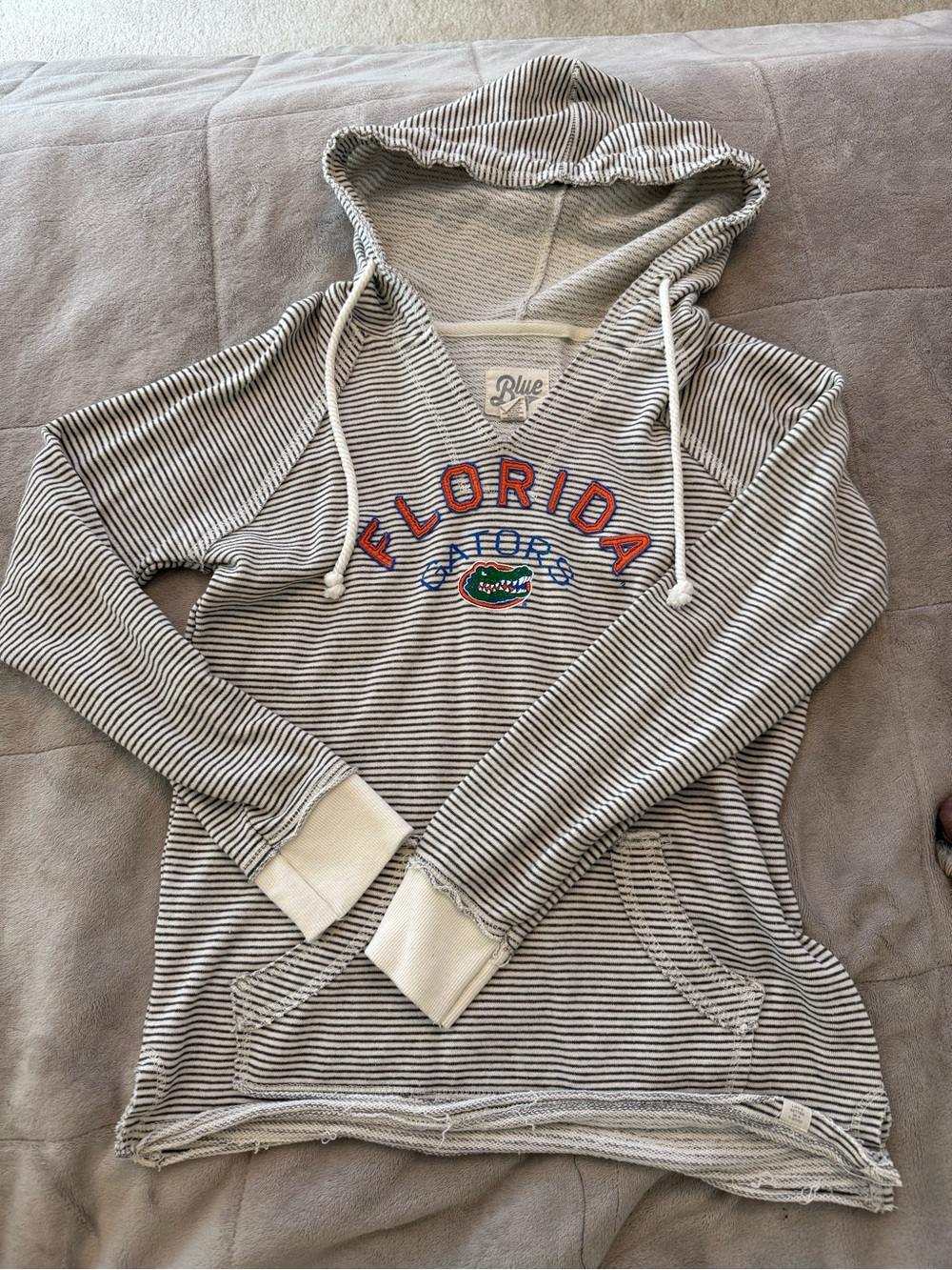 Blue 84 Women's Florida Gators Striped French Terry V-Neck Pullover Hoodie